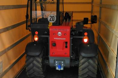 TTransport eines Klein-Teleskopladers