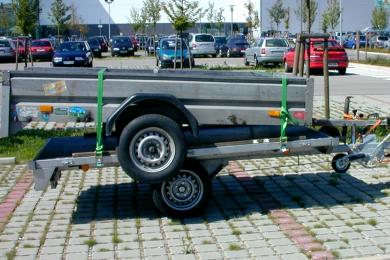 Transport eines Autoanhängers